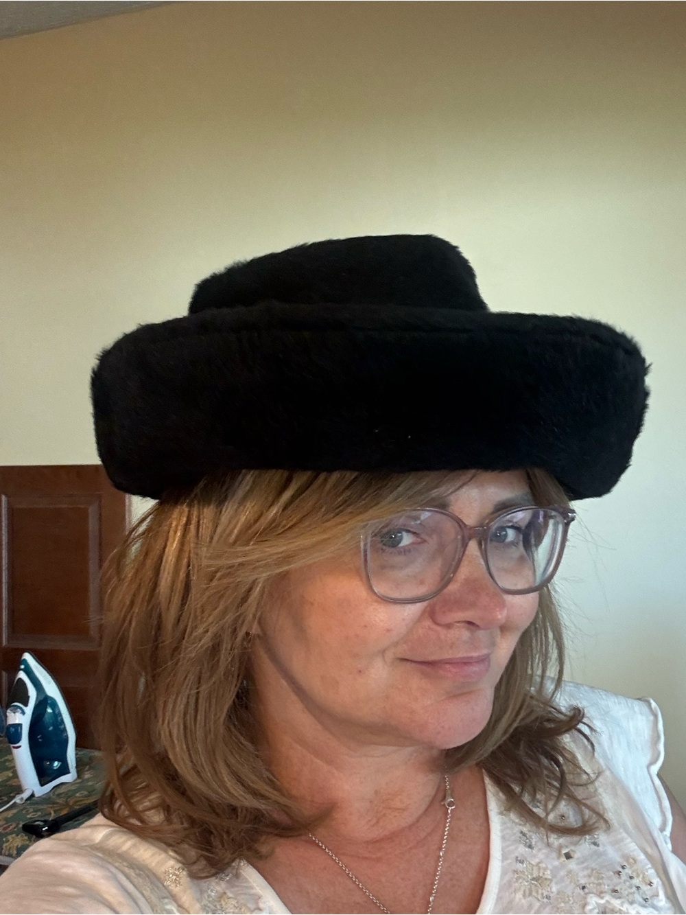 Vintage Betmar Mystere Black Fur Round Hat - Women's Winter Accessory